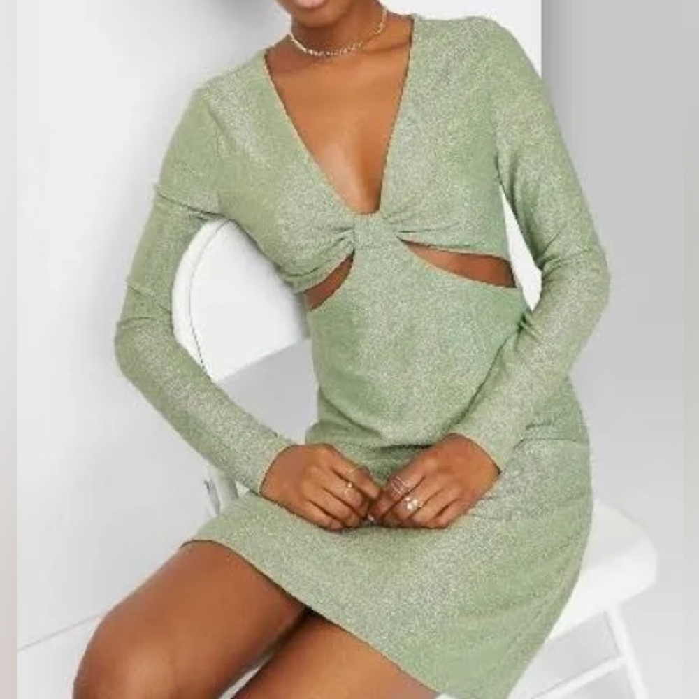 👗NWT Wild Fable Sage Green Shimmer Cut Out Dress